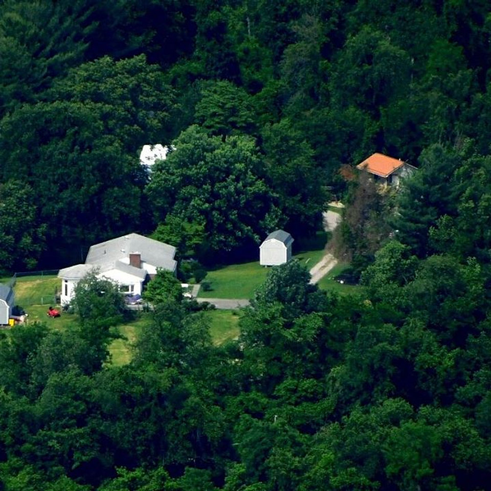 Angels Rest Hiker's Haven Pearisburg VA Angels Rest Hiker's Havenn