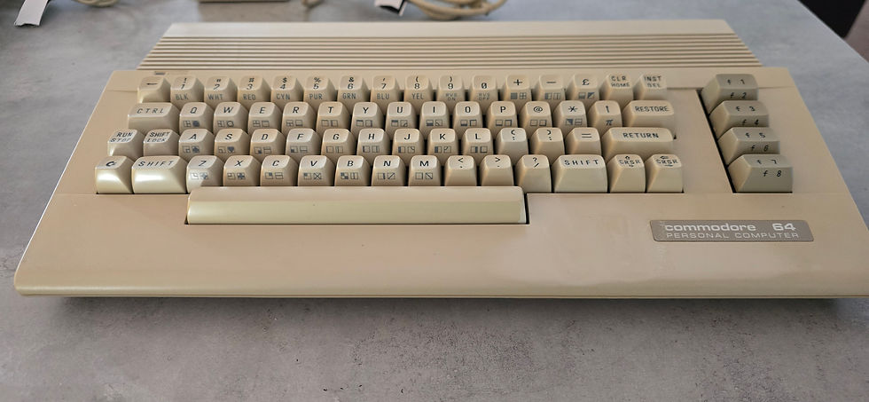 Miniatura: COMMODORE 64C + DISK DRIVE 1541-II FUNZIONANTE + ALIMENTATORI 2 FLOPPY OMAGGIO