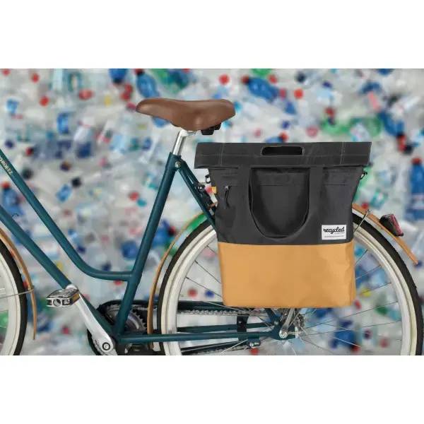 Thumbnail: SACOCHE VÉLO SHOPPER 20 L EN MATÉRIAU RECYCLÉ URBAN PROOF