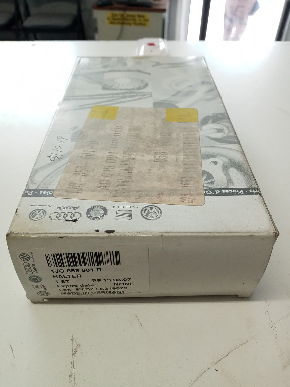 Thumbnail: Genuine VW/AUDI Mk4 Jetta Dash/console Cup Holder Assembly - NEW - 1J0 858 601 D