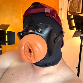 Gold Gloryholegays -Studio und Gayporno Creator