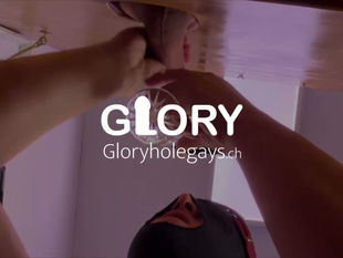 Gloryhole Sperma Kelch – Fremdschwänze füllen den Cum Kelch bis zum Rand! 💦🍆