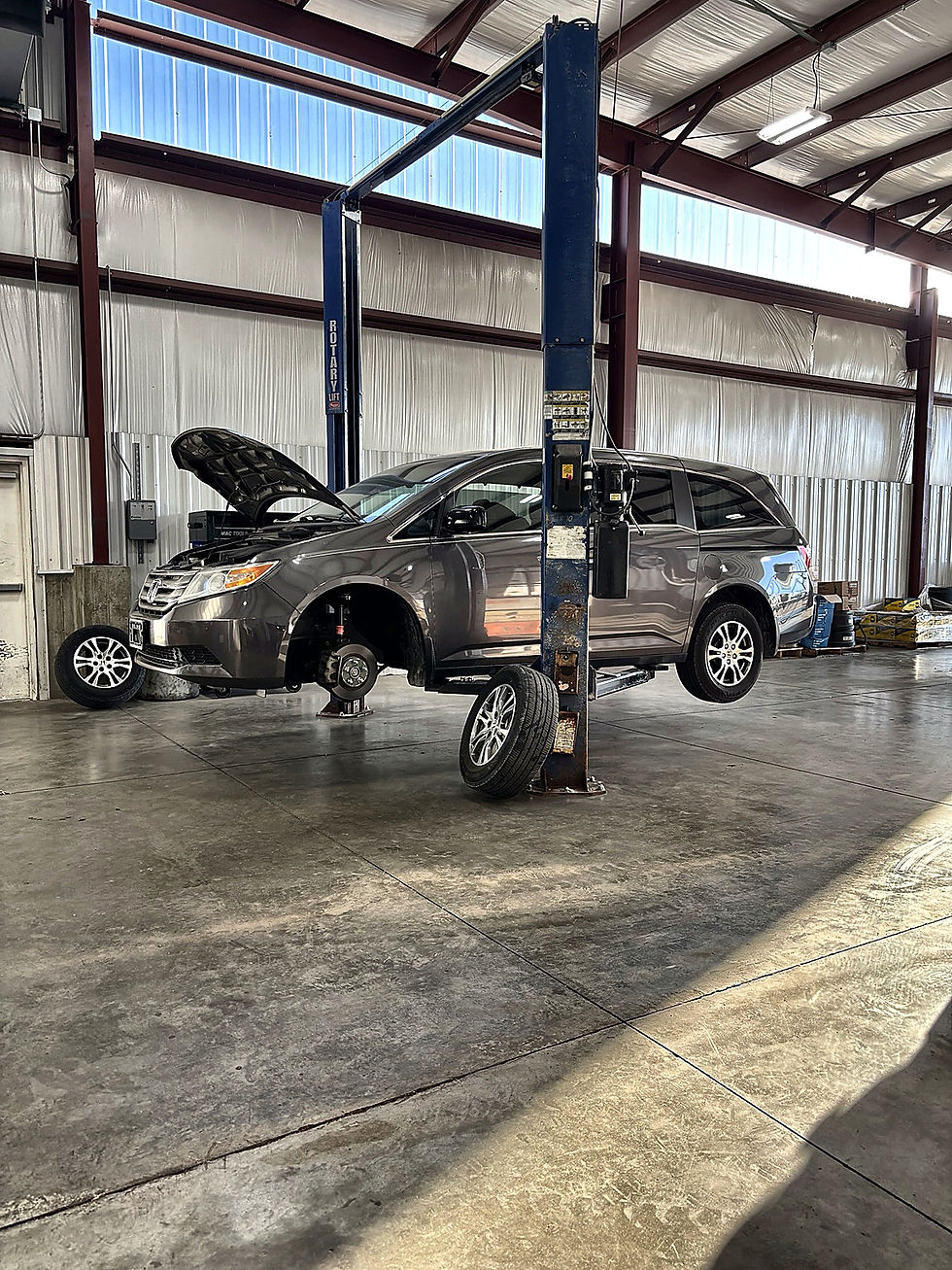 TRSC_0198_trailer_repair__mechanic.jpg