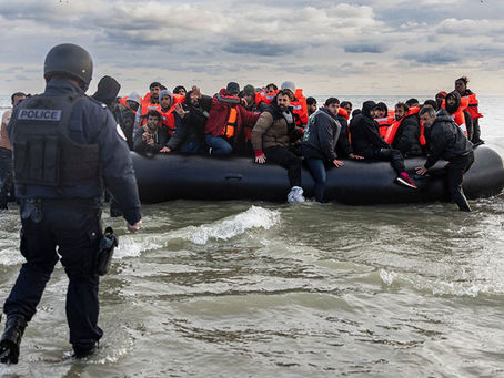 Boat full of migrants