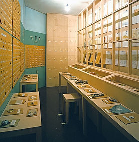 1977 «Человек, который никогда ничего не выбрасывал» 