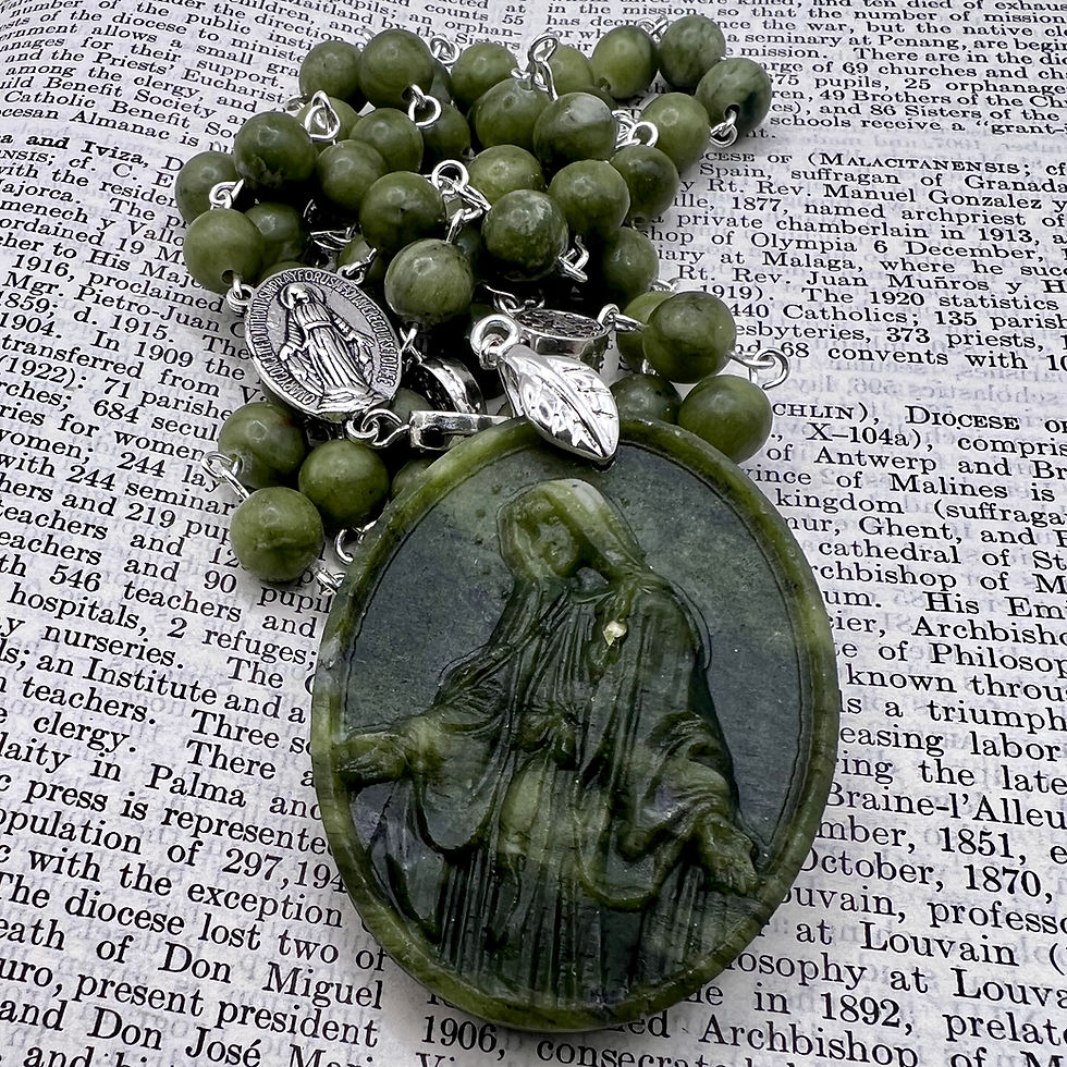 Thumbnail: Connemara Marble Marian amulet rosary