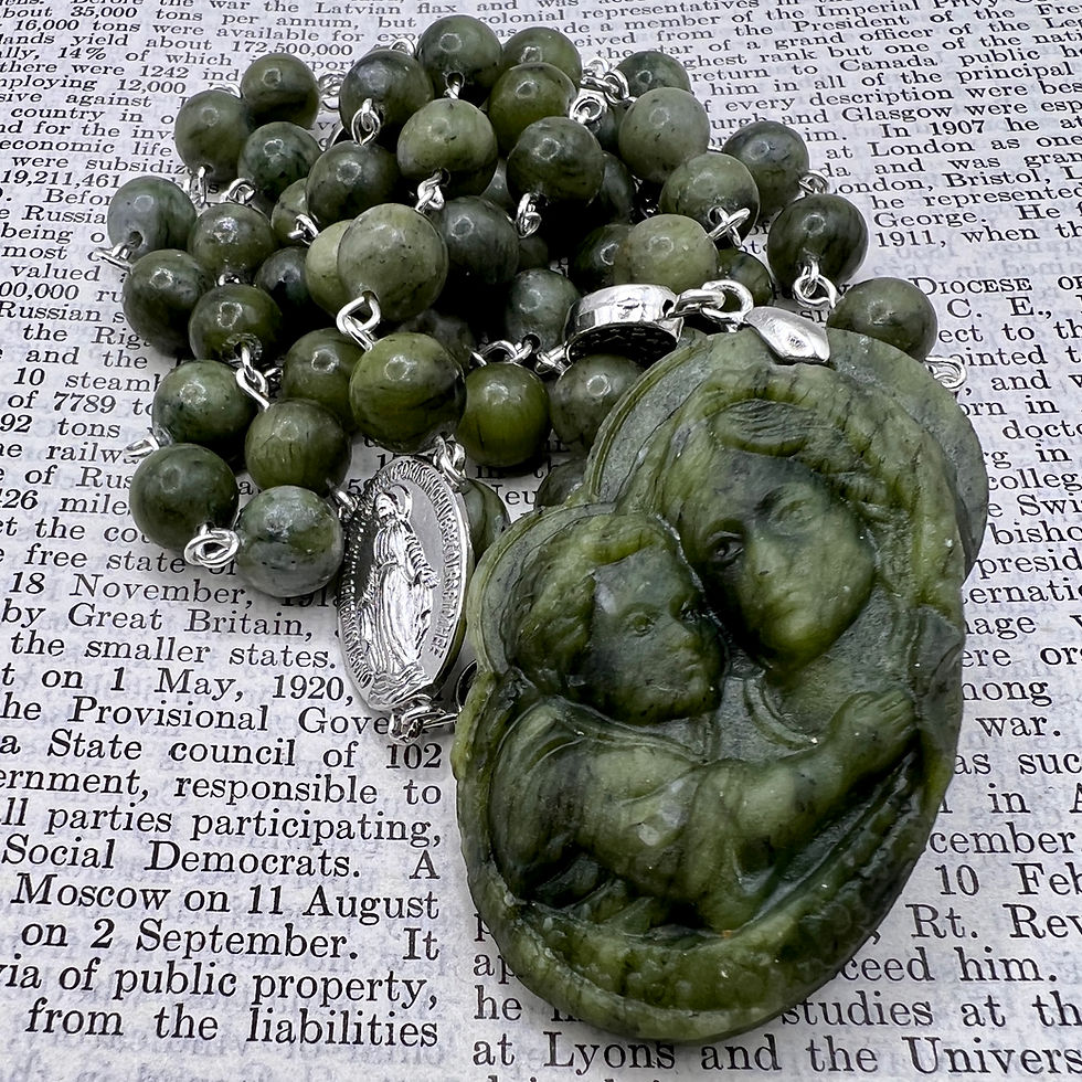 Thumbnail: Connemara Marble amulet rosary Madonna and Child