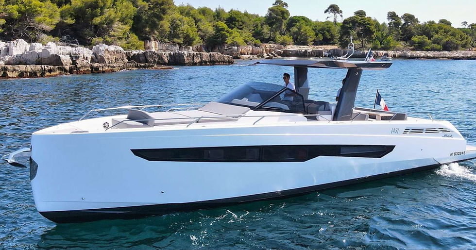 Yacht rental on the French Riviera