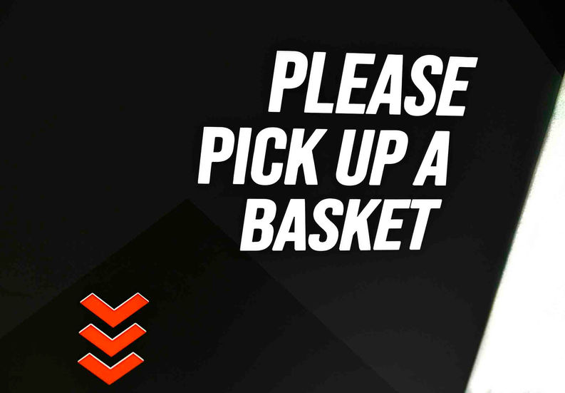 INNENAUSBAU - DISPLAY-VERKLEIDUNG