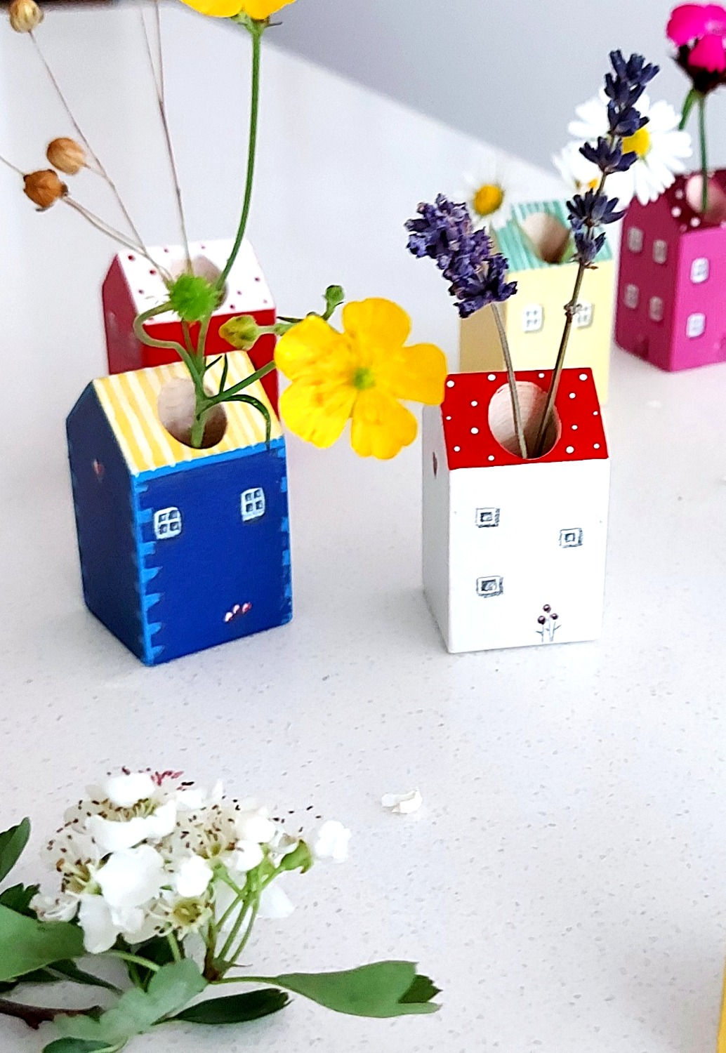 Tischdeko Haus für Zahnstocher aus Holz blau