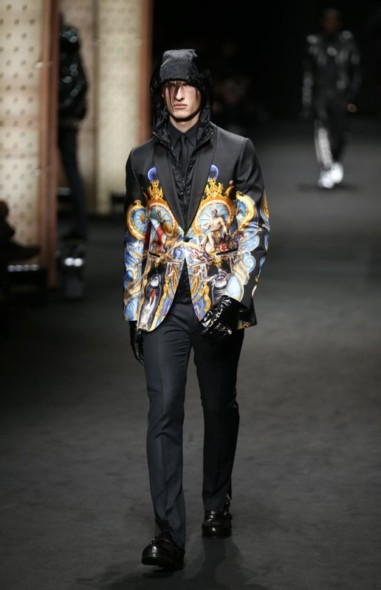 VERSACE5