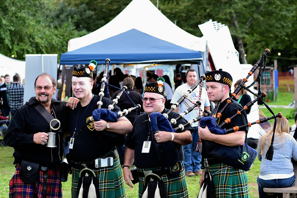 Pittsburgh Irish Festival bagpipers