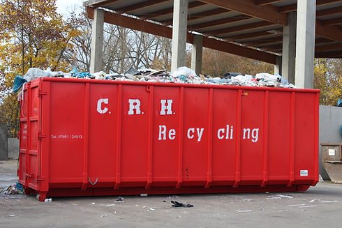 beladener Container mit Müll.JPG