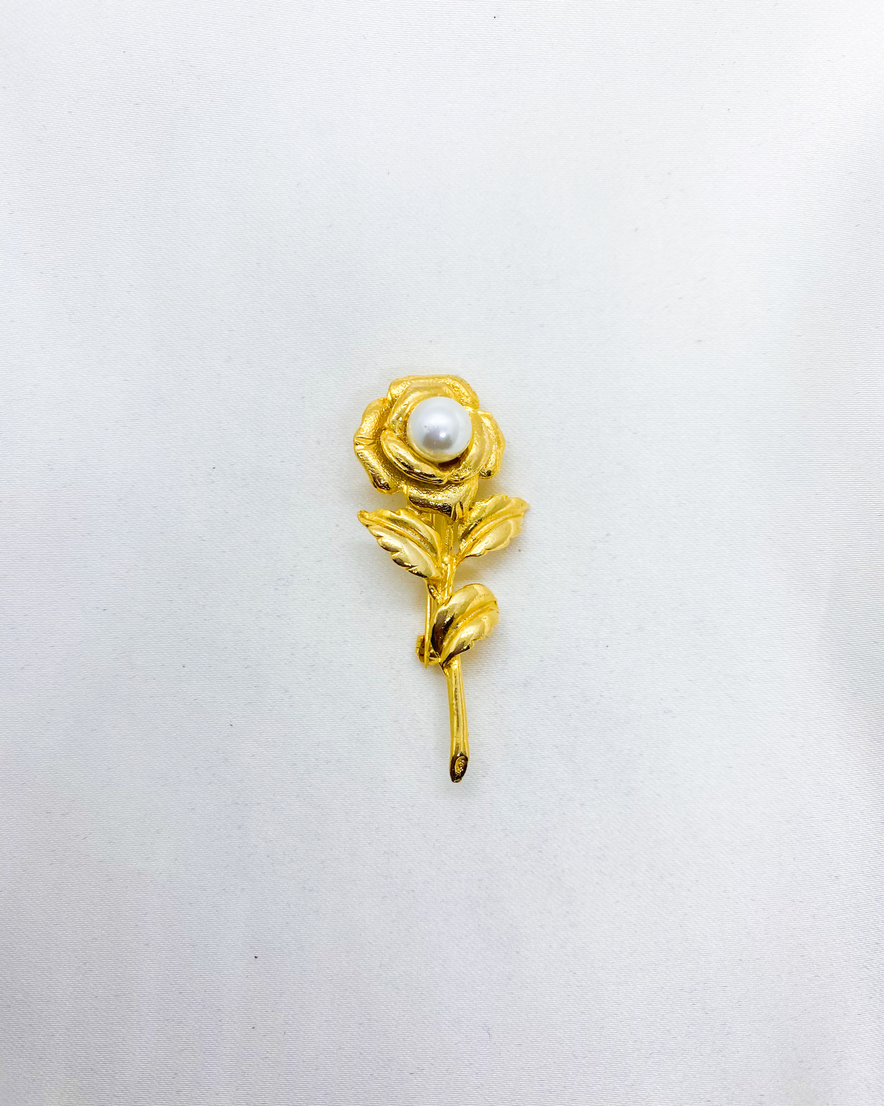 1980s Vintage Dainty Rose Pearl Brooch