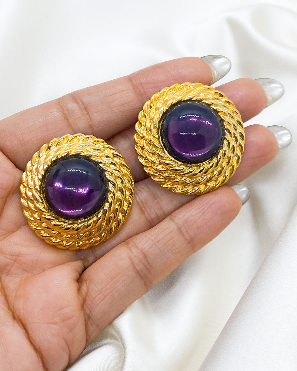 Thumbnail: 1980s Frank Usher Vintage Large Amethyst Gold Clip On(AVAILABLE ONLY IN STORE)