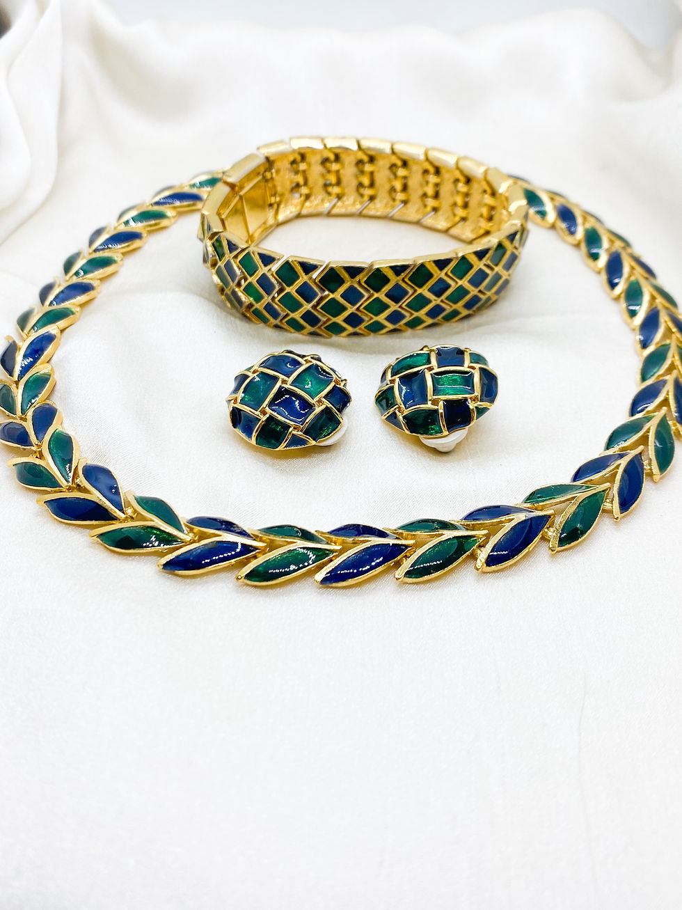 Thumbnail: 1980s Midnight Blue & Green Enamelled Bracelet