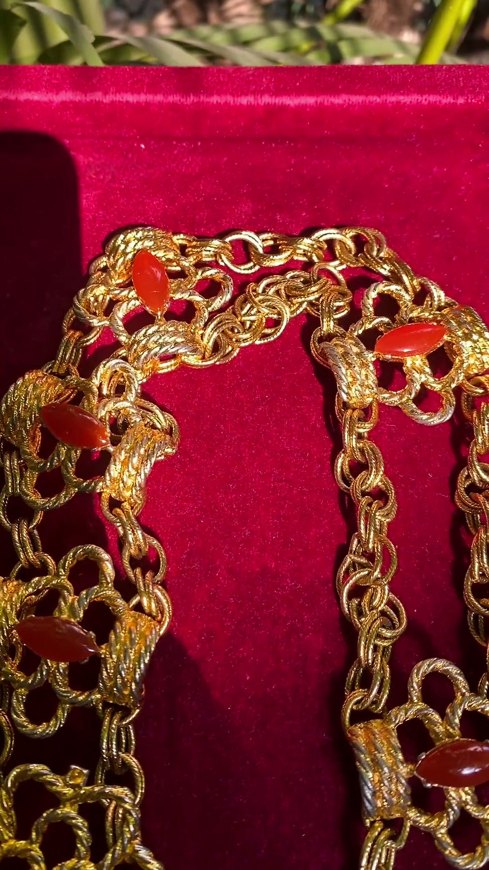Thumbnail: Kenneth Jay Lane Gold-Plated & Imitation Coral Ornate Chain Belt