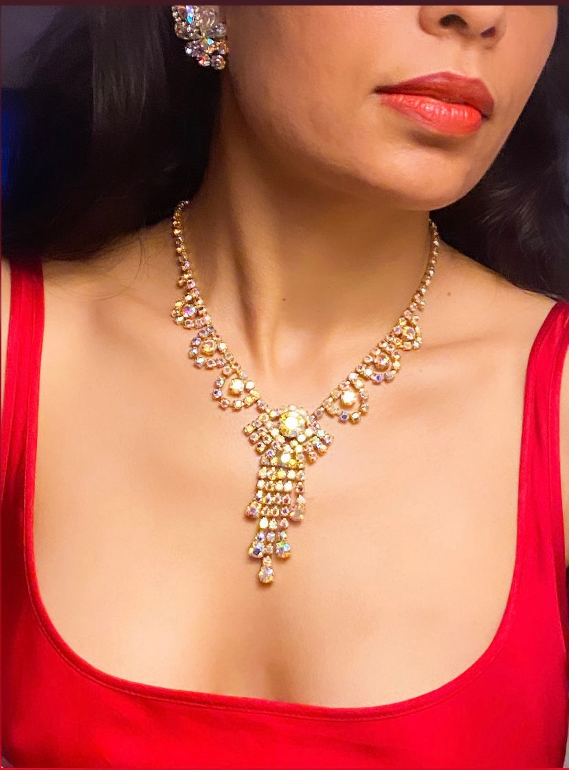 Thumbnail: 1950s Vintage Aurora Borealis Crystal Necklace