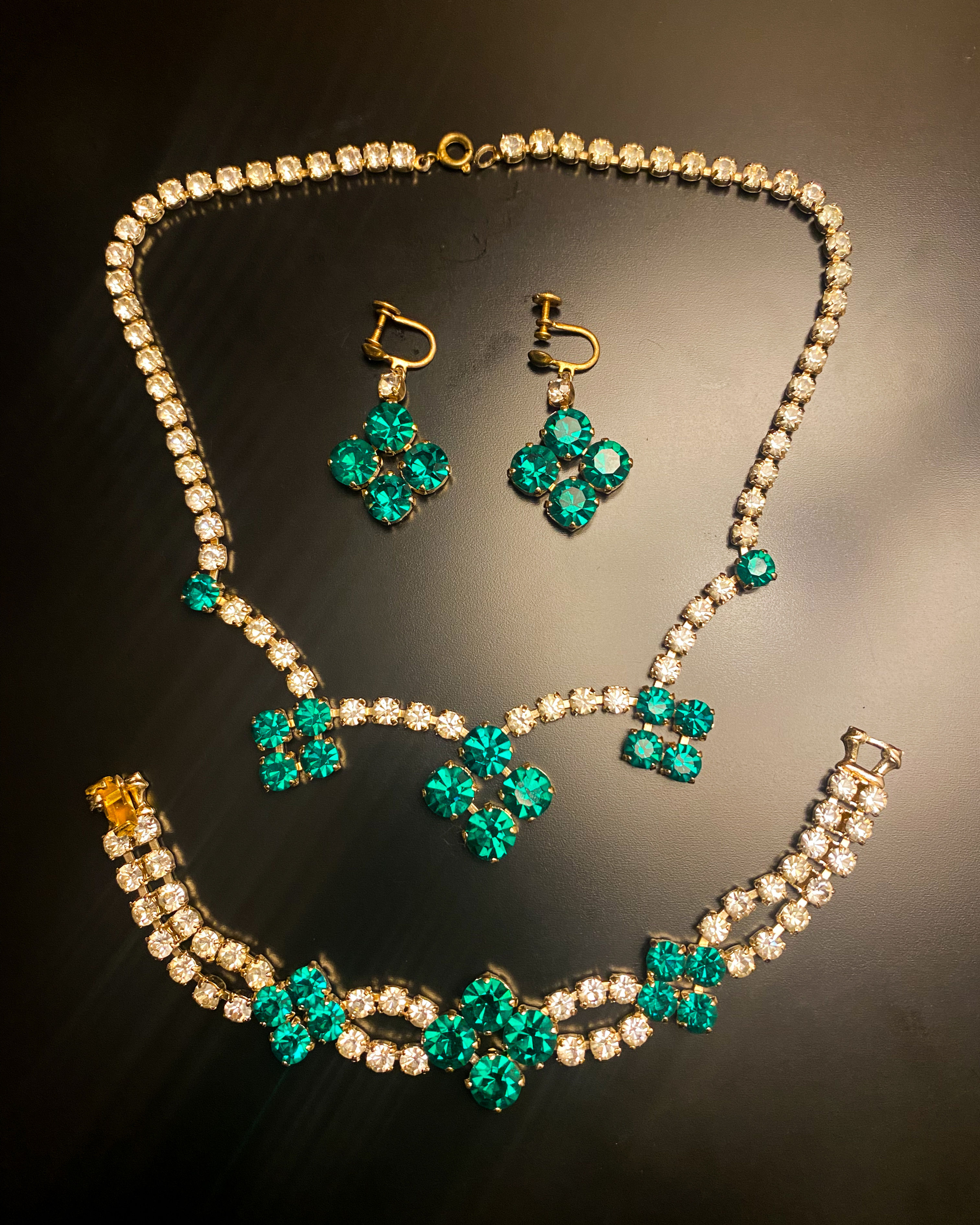 1950s Vintage Emerald Paste Necklace, Bracelet and Earrings Set