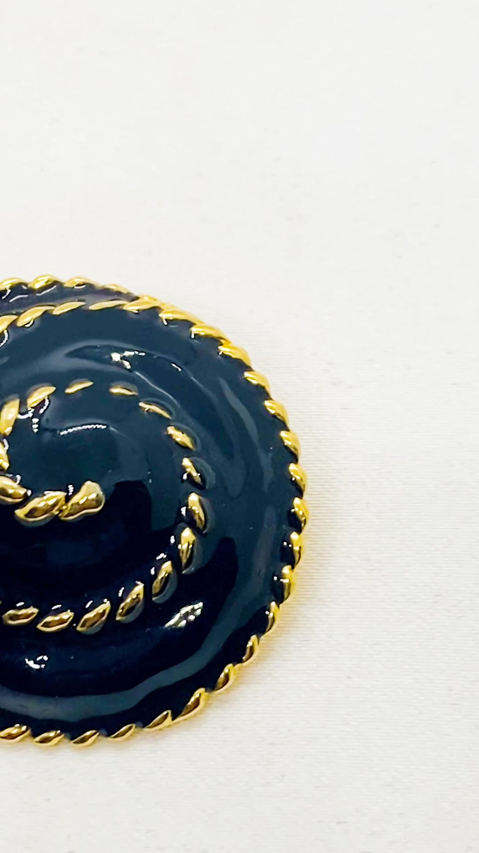 Thumbnail: 1980s Black Enamelled Gold Swirl Clip On
