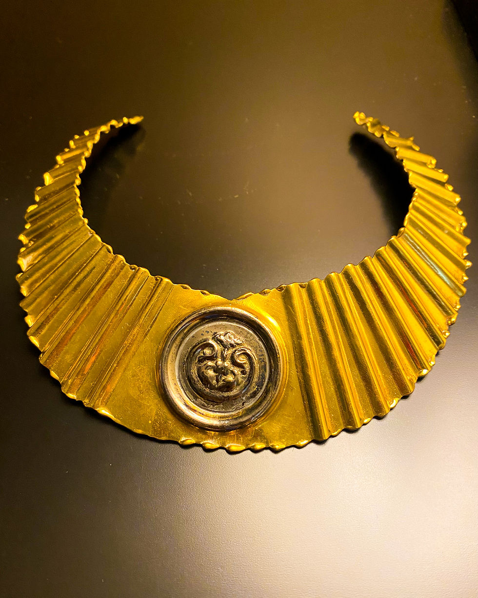 1980s Vintage Cleopatra Collar Necklace