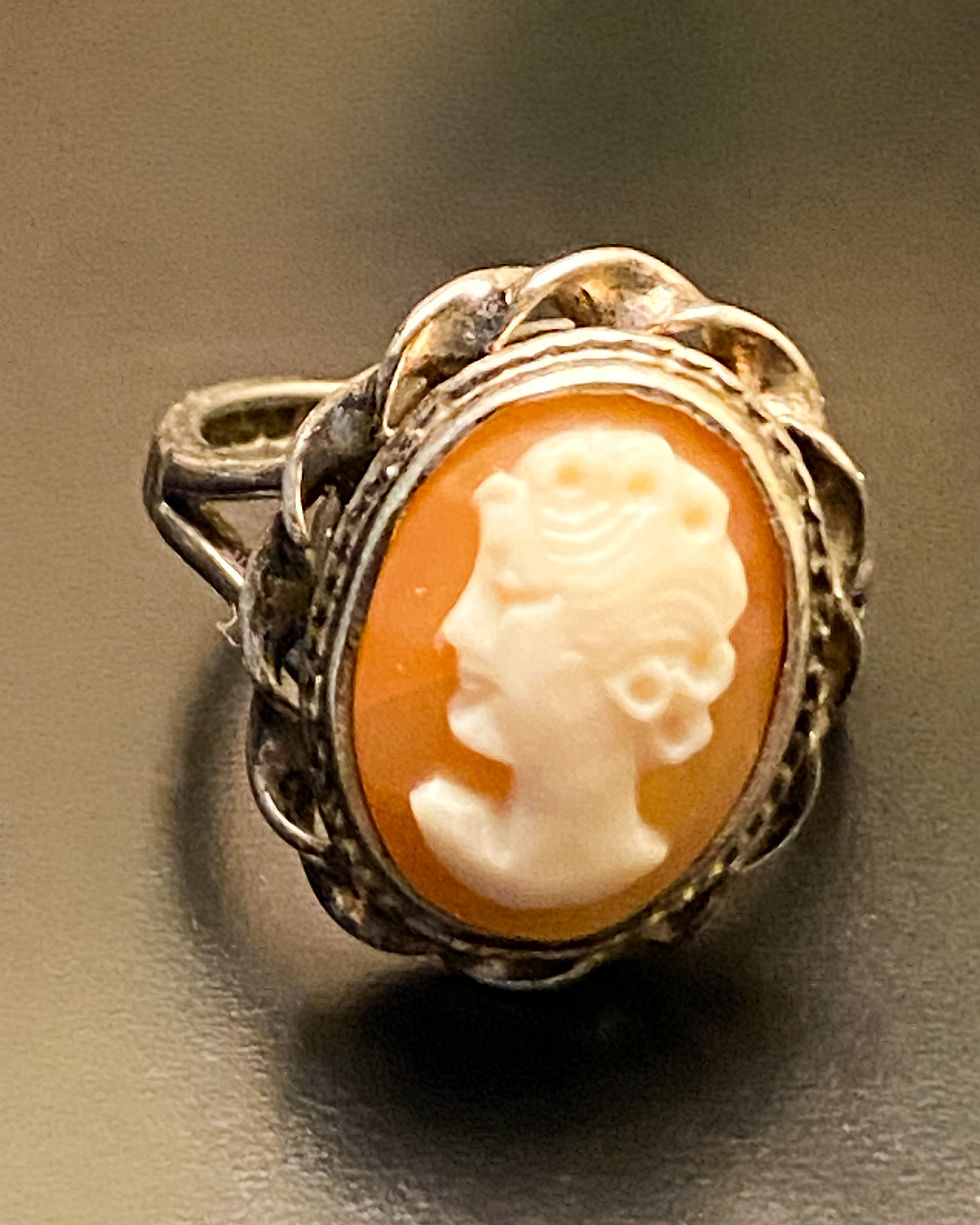 Thumbnail: 1973 Vintage Hallmarked Silver Cameo Ring – The Portrait of Grace