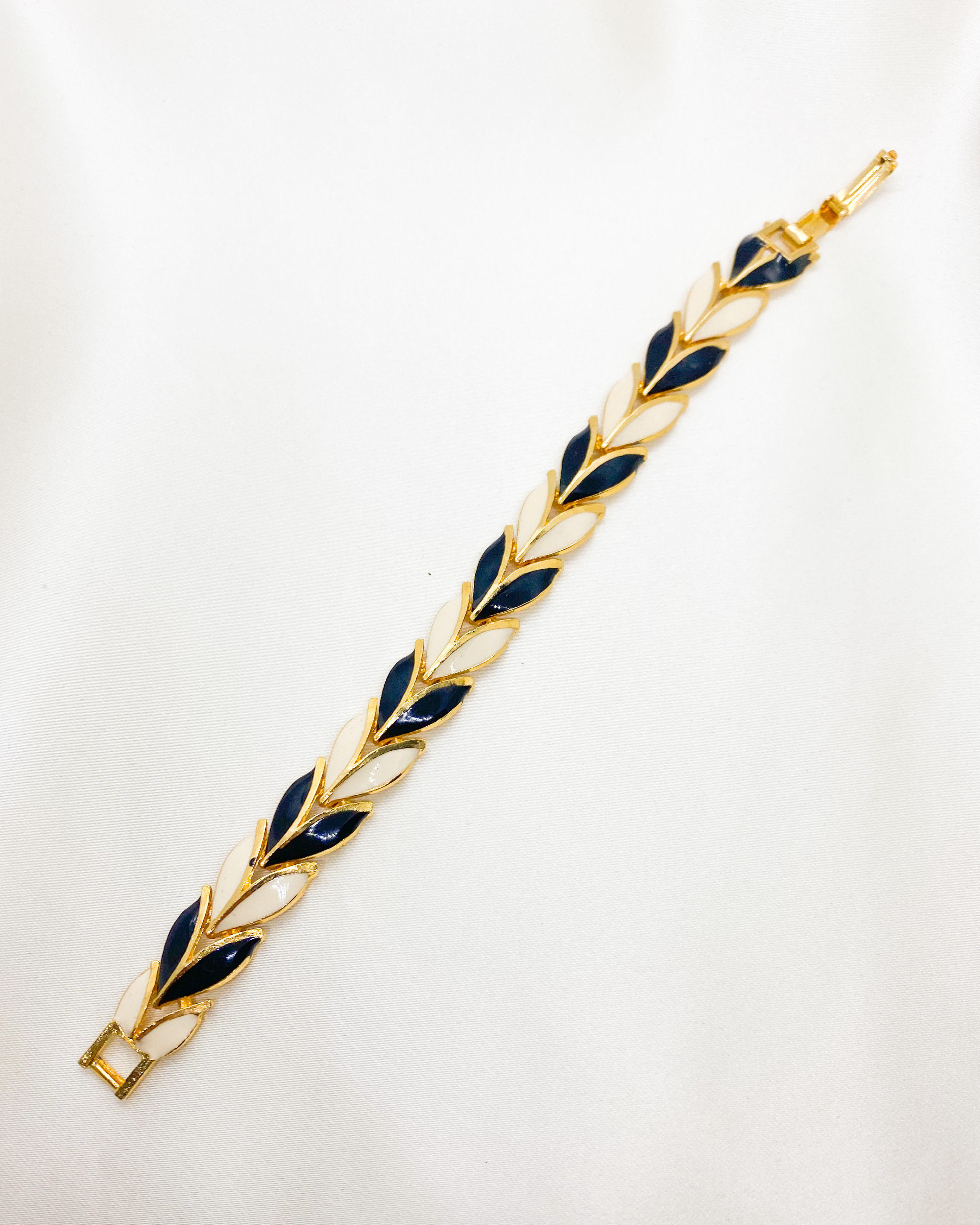 1980s Enamelled Bracelet