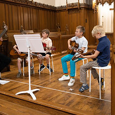 small_group_summer2023 (17 of 29).jpg