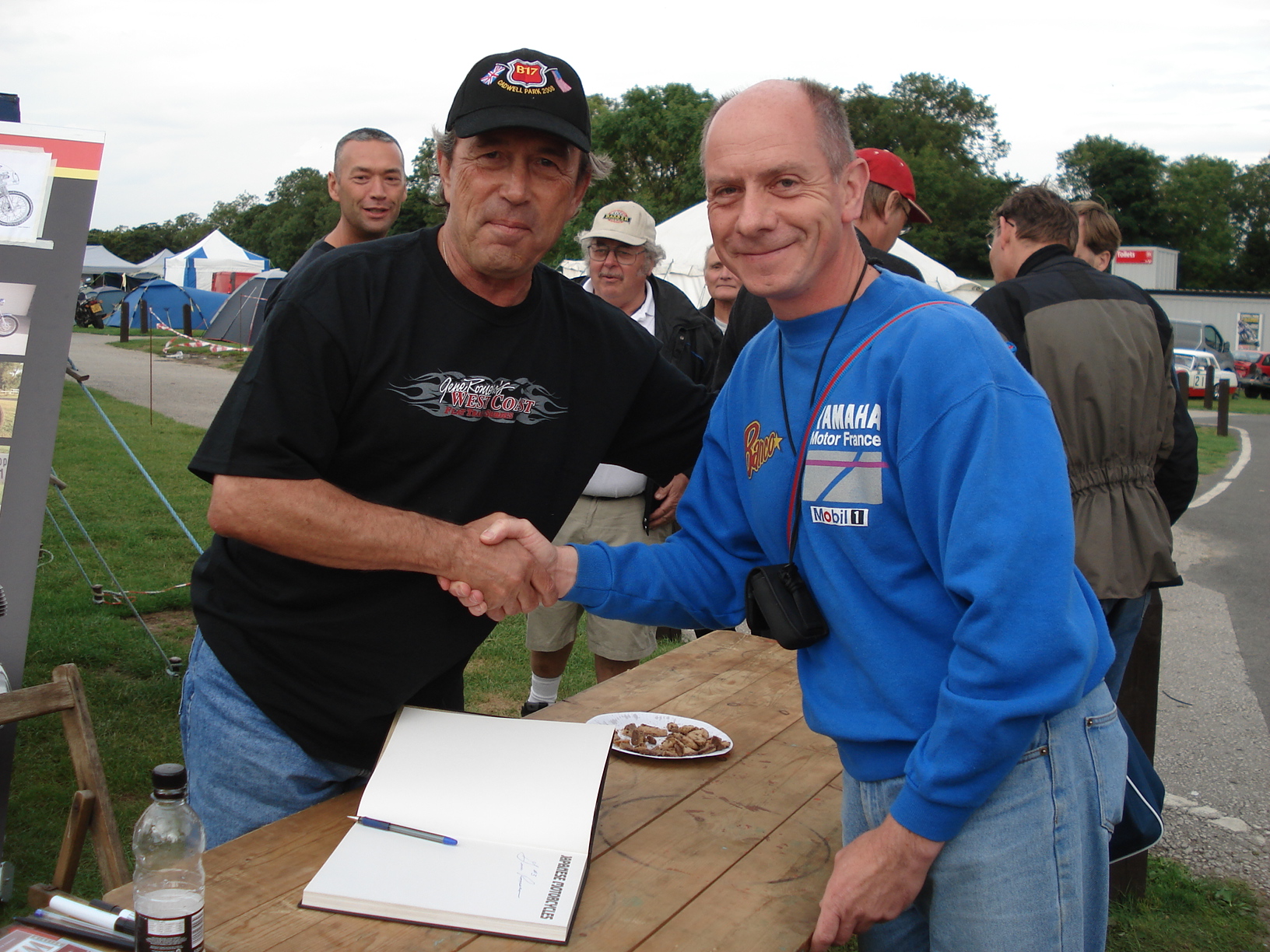 Gene Romero Signs at Cadwell