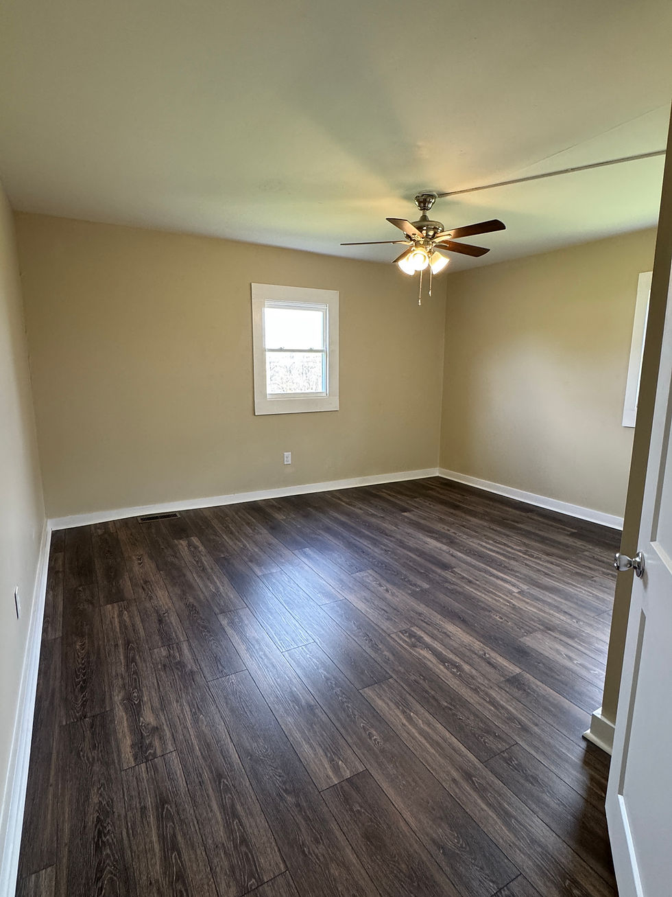 Thumbnail: 214 Luda St Russell Springs