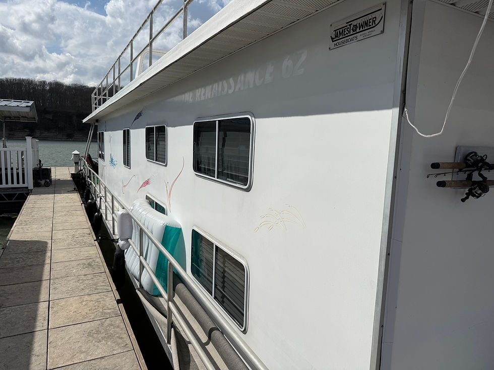 Thumbnail: 1999 Jamestowner Houseboat