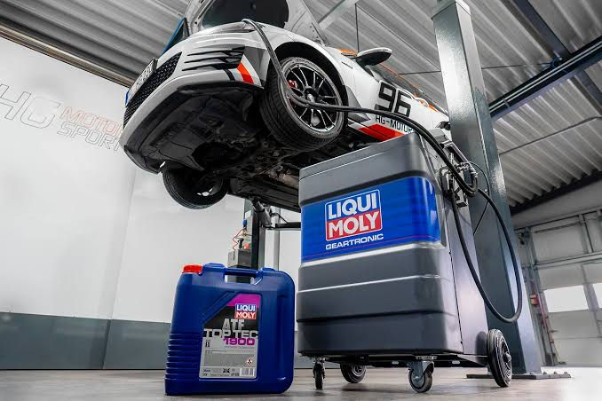 Miniature : Vidange est nettoyage boîte automatique 