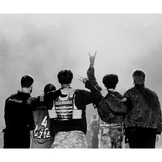 B r i n g M e T h e H o r i z o n , R e a d i n g a n d L e e d s F e s t i v a l . P h o t o g r a