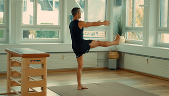 FlixFit Bewegungsübung – Filmproduktion Kleindessner Media