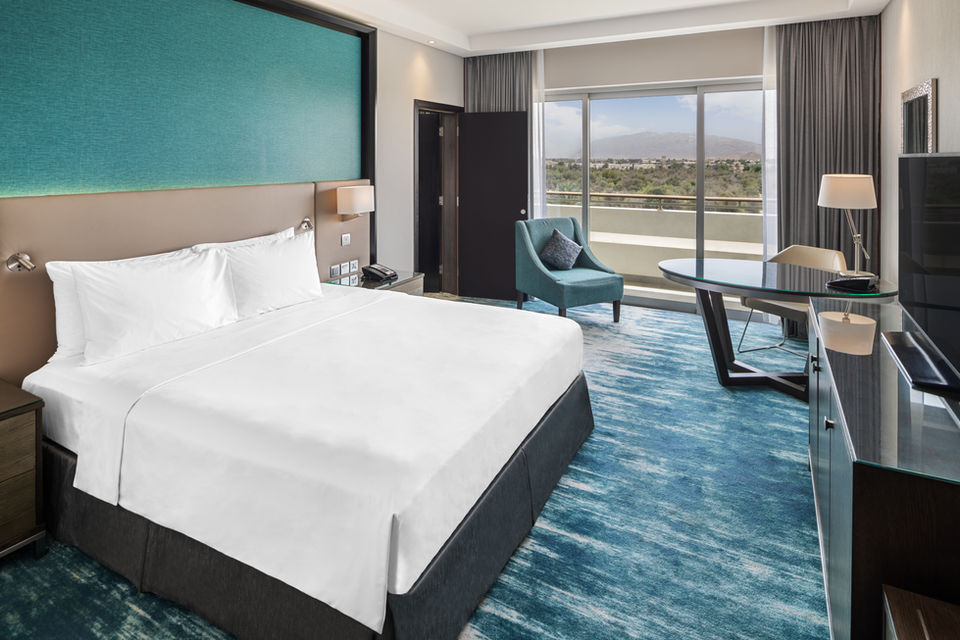 Premium Room with Balcony – Garden View