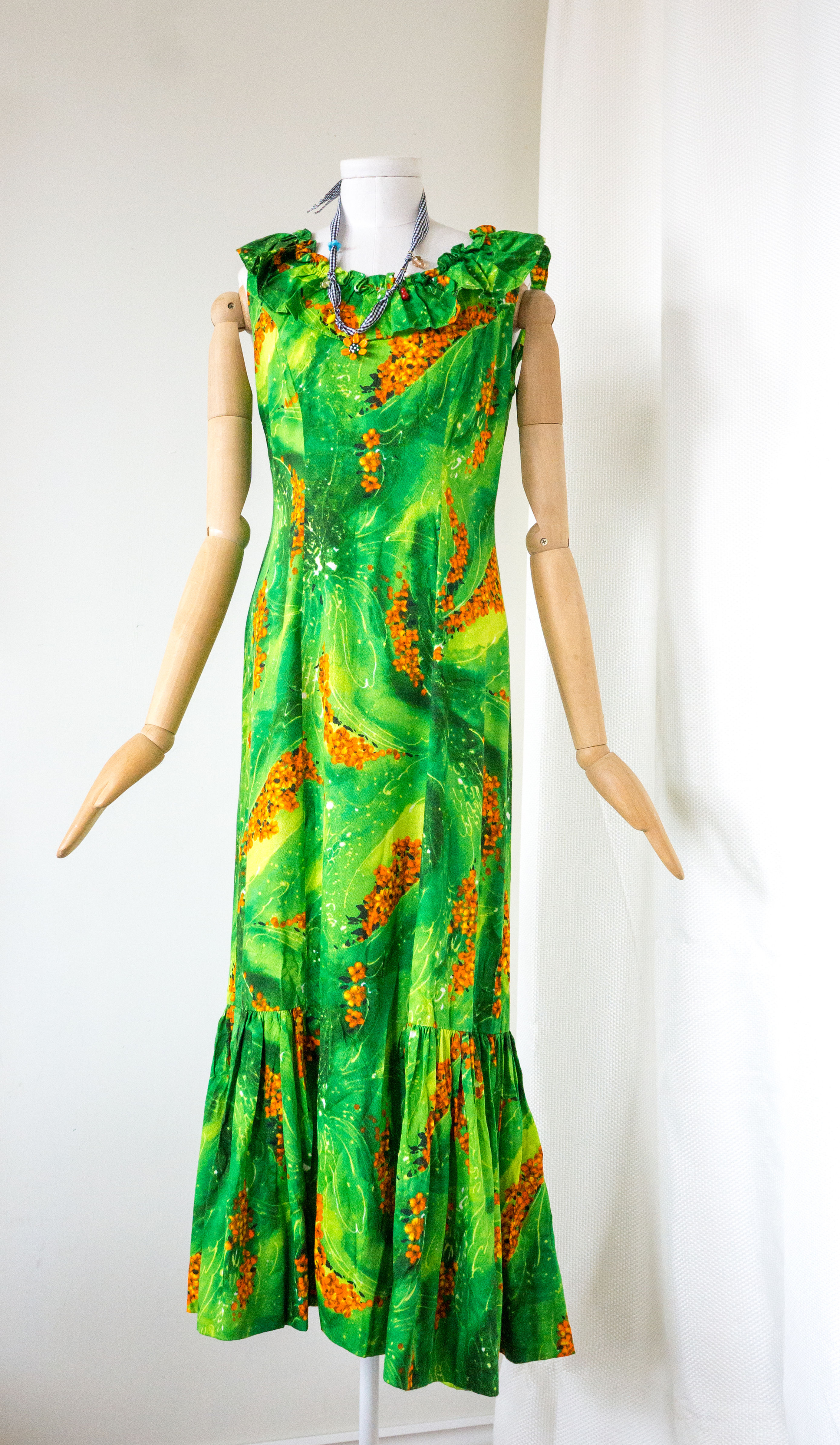 1970s Dress Size 10