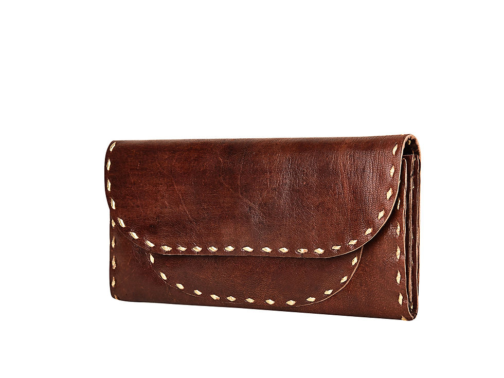 Thumbnail: Plain leather Pocket wallet with Metallic edging