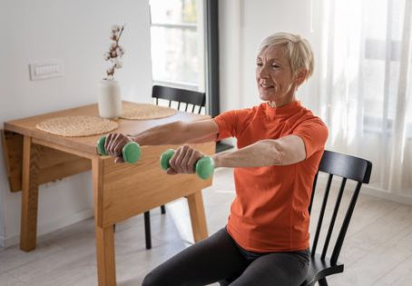 L’importance de l’entraînement après 60 ans : vieillir en santé et préserver son autonomie