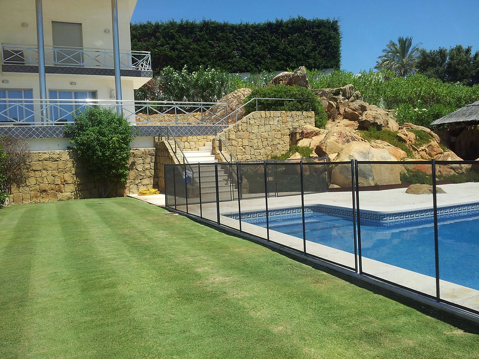 Removable Pool Safety Fence - Sotogrande