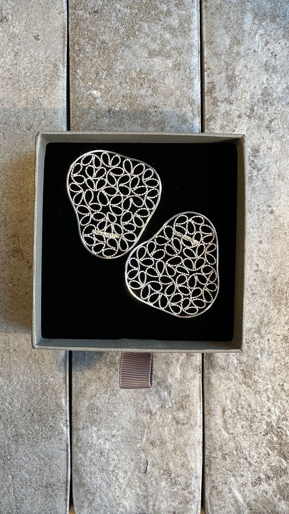 Miniaturbild: #9 OHR / SCHMUCK