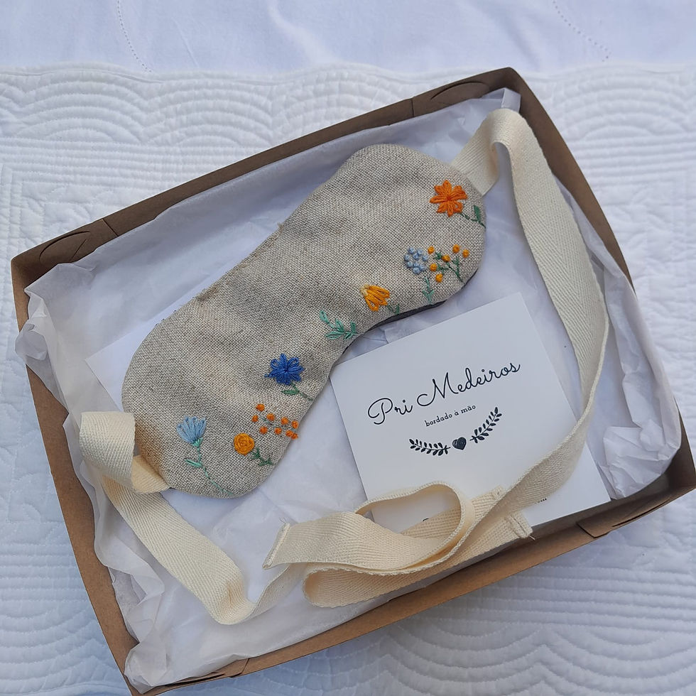 Máscara facial Jardim Interno