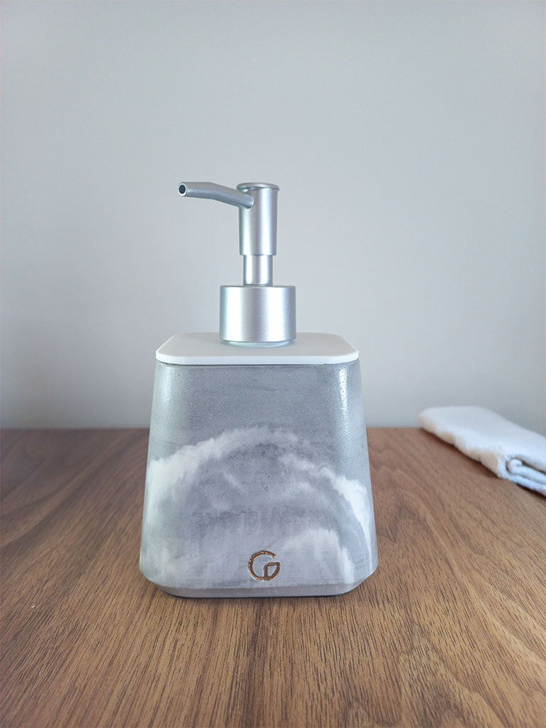 Mermer Görünümlü Beton Sıvı Sabunluk