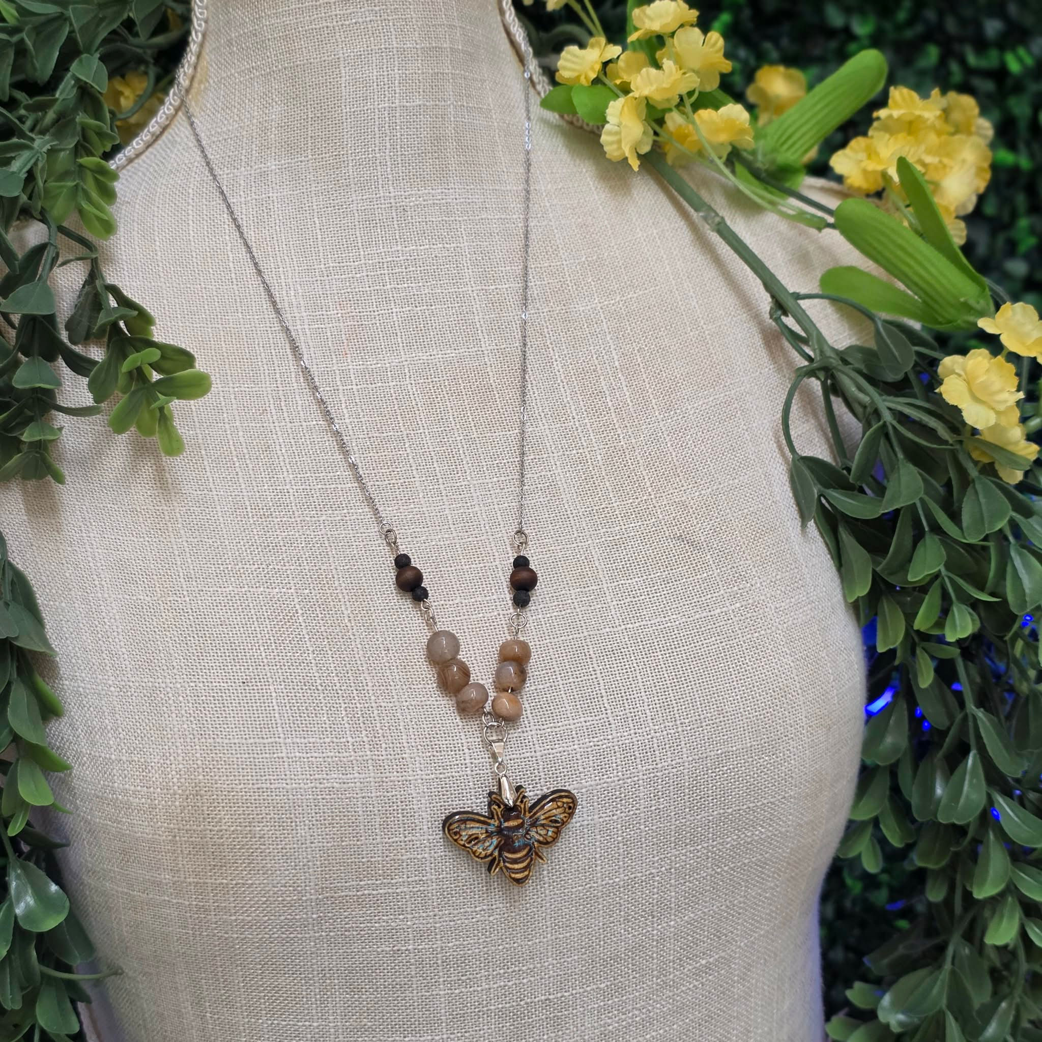 Bee-ing Bold Necklace on Yellowheart