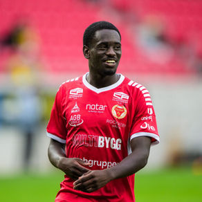 Prêté par les Gunners d'Arsenal, Charles Sagoe Jr s'est fait remarquer avec ses 2 buts et 8 passes. Un ailier gauche à suivre.