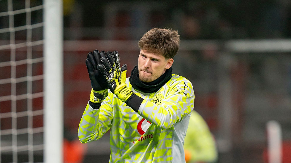 Gregor Kobel (Dortmund), coffre fort suisse.