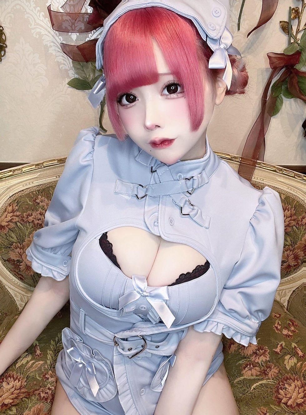 コンカフェ嬢のチロル