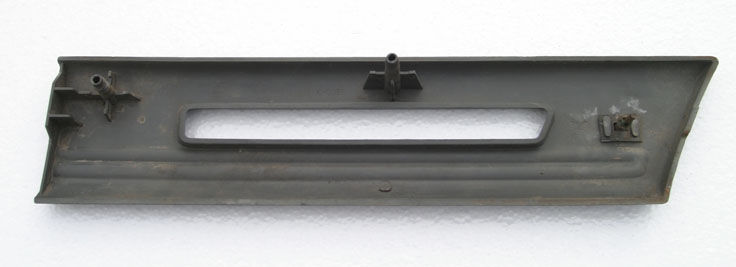 Thumbnail: 85-86 Rear marker light trim - driver's side (Capri)