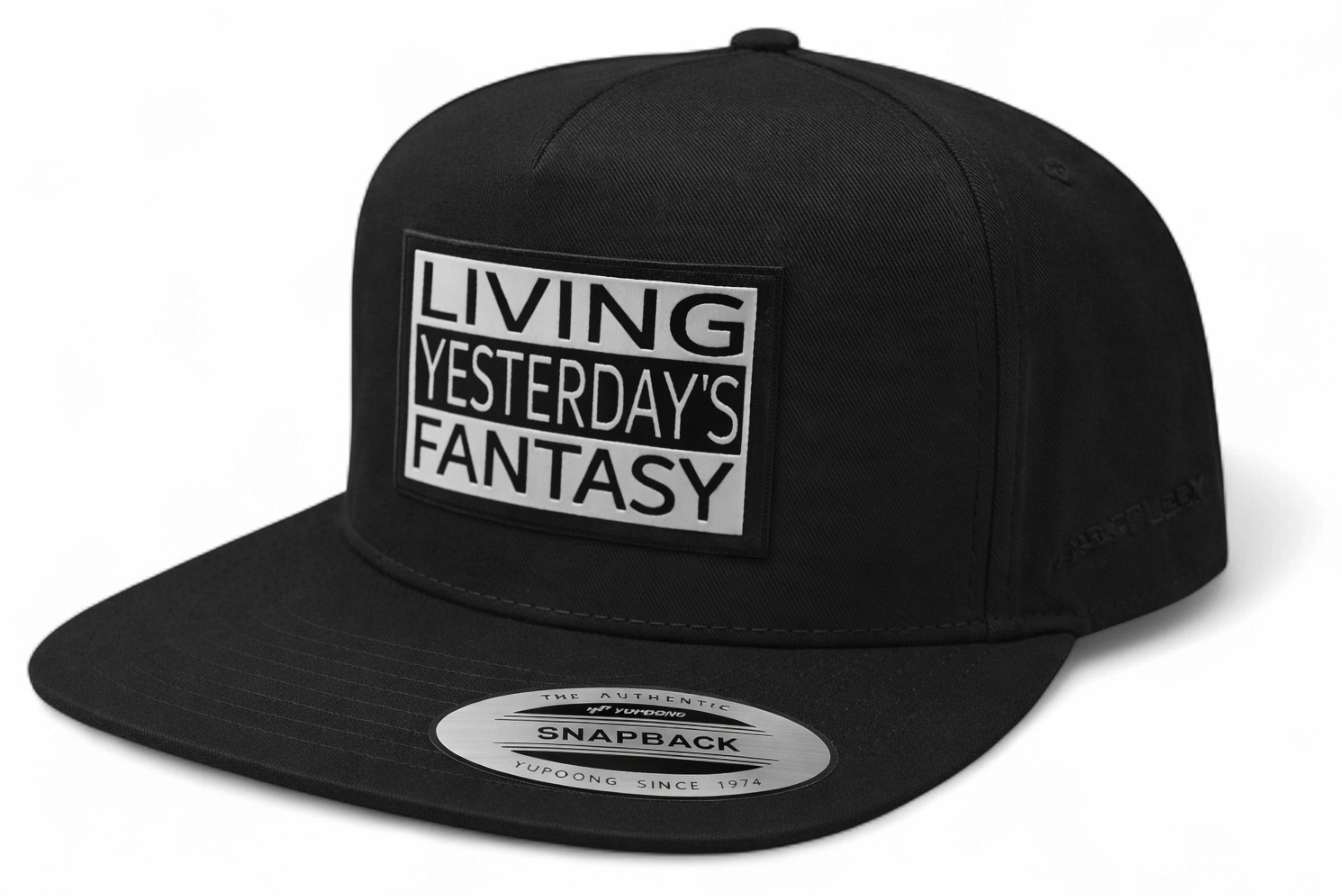 Avviso Black Snapback