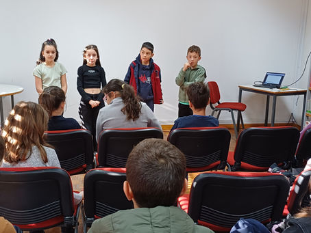 Histórias com ou sem IA?