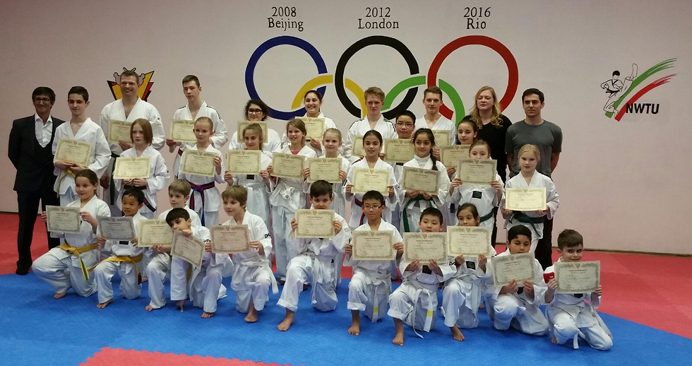 Erfolgreiche Gürtleprüfung im TKD Center Iserlohn